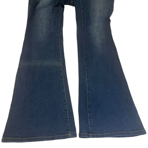 Fashion Nova Y2K-Style Flare Jeans Size 9 Dark Wash High Rise Denim - Picture 8 of 10